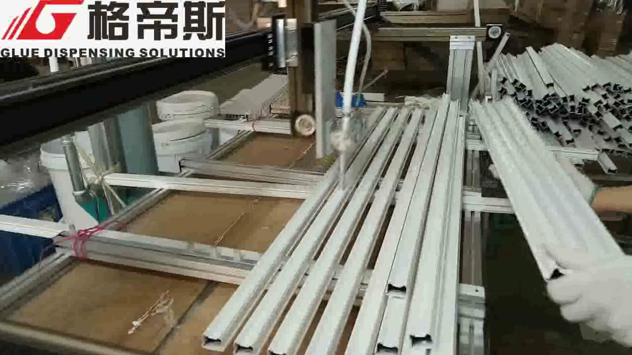 三轴点胶机